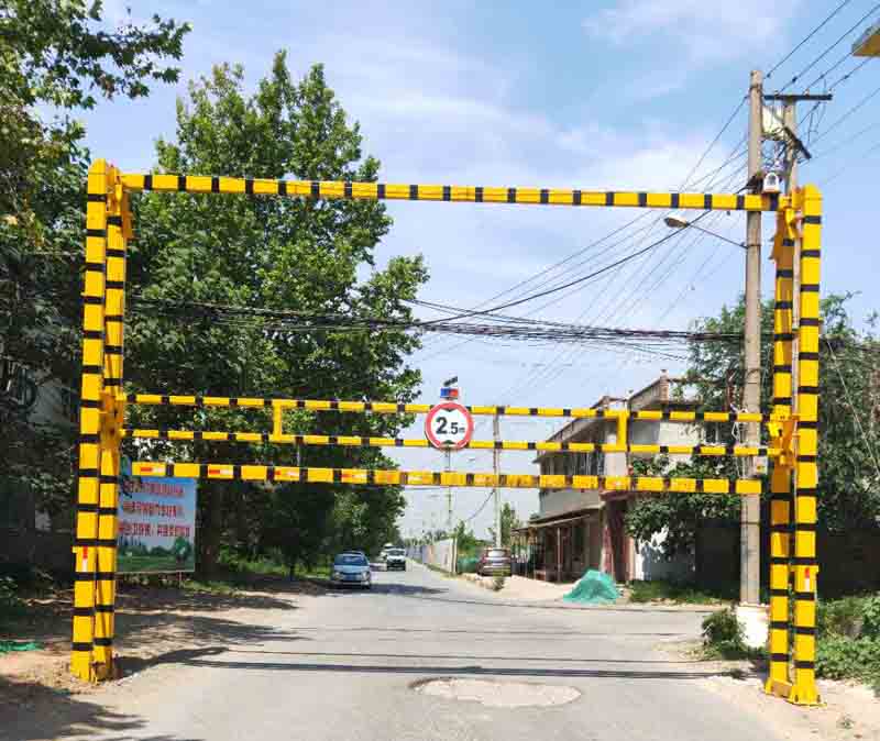 農村道路限高架